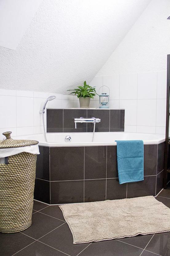 Spelzenhof - Ferienwohnung Im Obergeschoss Altdorf  Exteriör bild
